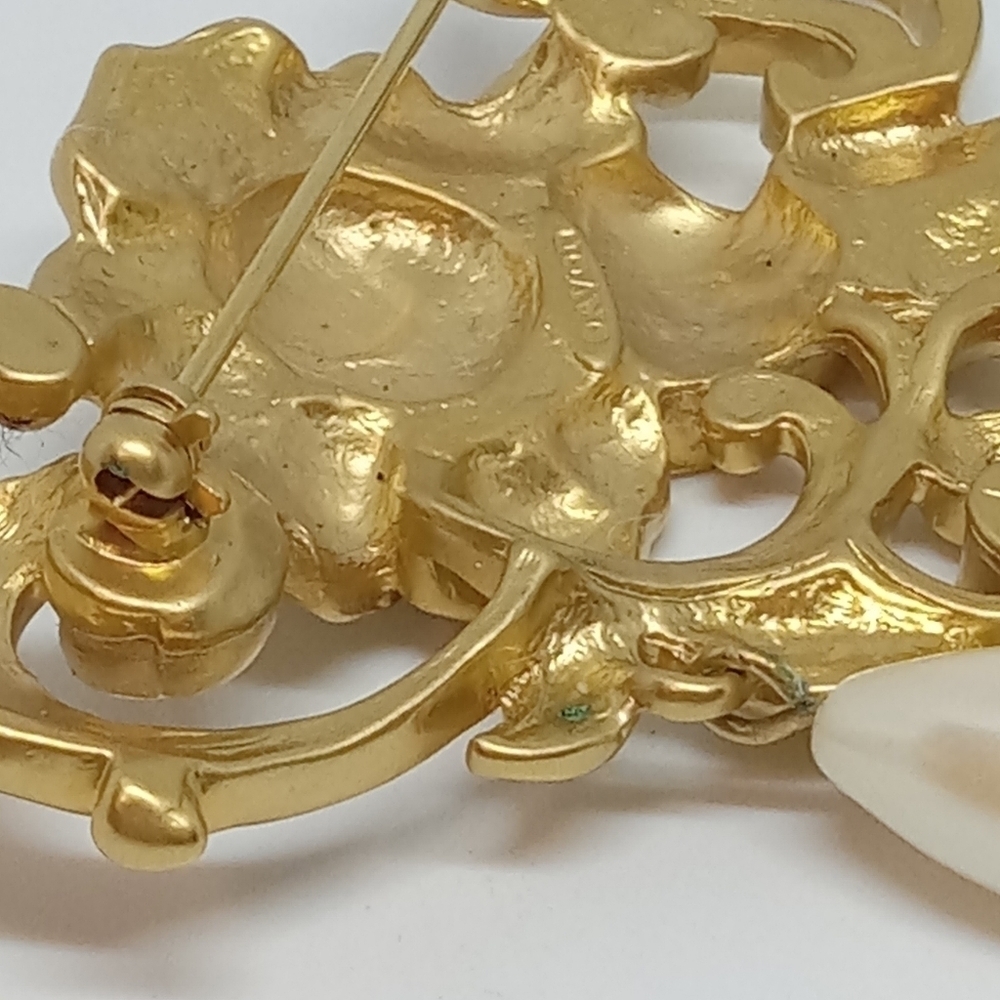 * vintage Avon large faux pearls gold tone rose flower pin brooch - Picture 5 of 6